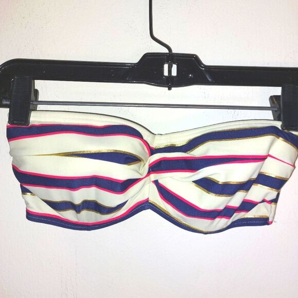 FigLeaves Santa Chuz Underwired Twist Bandeau Bkini Top Size 30D - Picture 3 of 8